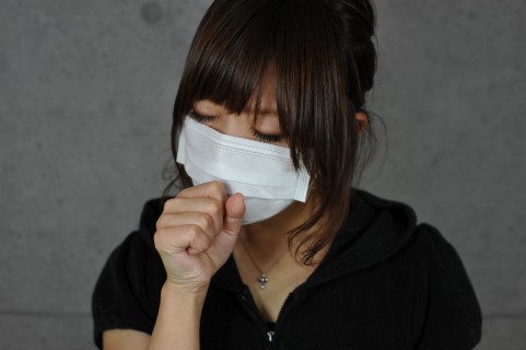 花粉症で咳のみが止まらない!薬など対策はコレ! 花粉症で咳のみが止まらない!薬など対策はコレ!